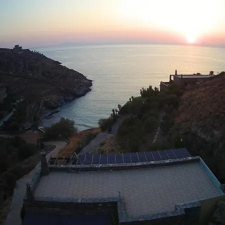 Breathtaking Seafront In Kea *