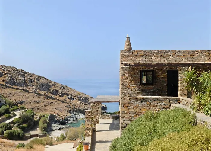 Breathtaking Seafront In Kea Villa *