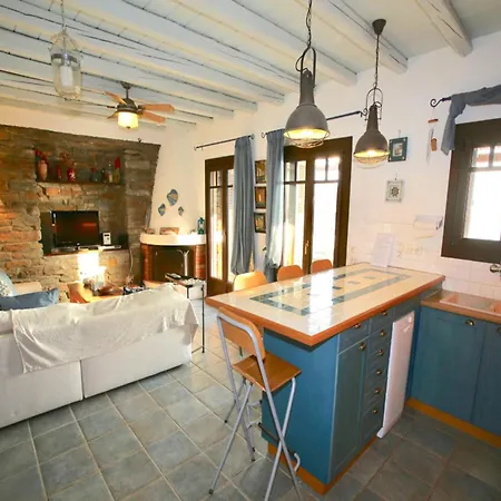 Villa Breathtaking Seafront In Kea